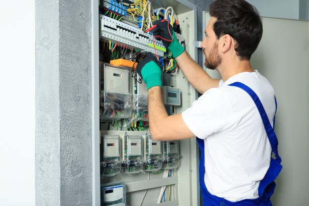 Best Licensed Electrician  in Eagle Point, AL